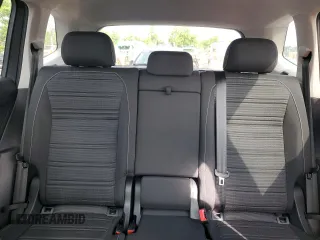 2022 Volkswagen Tiguan S with VIN 3VV0B7AX7NM173857, listed as a Copart auction lot 58382565 with 14,586 mi miles and Salvage title. Bid and sale history available at DreamBid. Image 10.