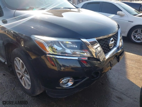 2015 Nissan Pathfinder Platinum with VIN 5N1AR2MM5FC685912, listed as a IAAI auction lot 41444004 with 84,642 mi miles. Bid and sale history available at carsss.com. Image 17.