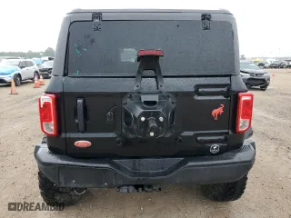 2022 Ford Bronco with VIN 1FMEE5DP5NLB31700, listed as a Copart auction lot 54353305 with 50,538 mi miles and Salvage Title. Bid and sale history available at carsss.com. Image 6.