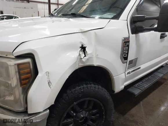 2019 Ford Super Duty F-250 SRW XL with VIN 1FT7W2BTXKEC83691, listed as a IAAI auction lot 41974771 with 139,673 mi miles. Bid and sale history available at carsss.com. Image 6.