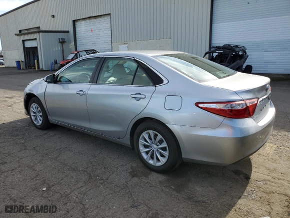 2015 Toyota Camry XLE with VIN 4T1BF1FK6FU928396, listed as a Copart auction lot 50199655 with 4,039 mi miles and Clean Title. Bid and sale history available at carsss.com. Image 2.
