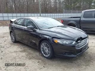 2014 Ford Fusion SE Hybrid with VIN 3FA6P0LU2ER133294, listed as a IAAI auction lot 41696064 with 150,537 mi miles. Bid and sale history available at carsss.com. Image 1.
