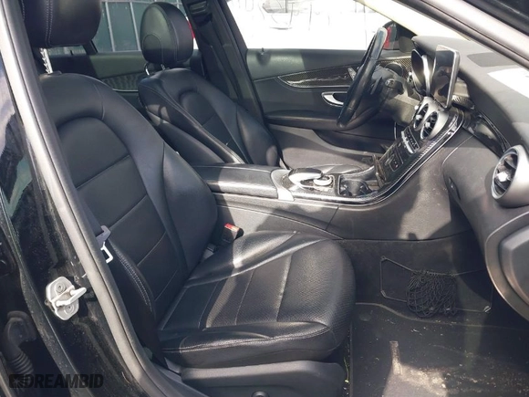 2016 Mercedes-Benz C-Class C 300 Luxury with VIN 55SWF4KB0GU105534, listed as a IAAI auction lot 41445740 with 121,288 mi miles. Bid and sale history available at carsss.com. Image 5.