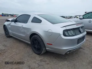 2013 Ford Mustang V6 with VIN 1ZVBP8AM1D5280893, listed as a IAAI auction lot 41951527 with 43,623 mi miles. Bid and sale history available at carsss.com. Image 3.