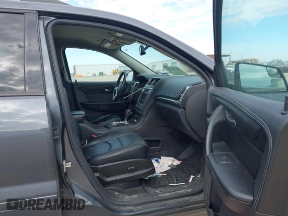 2014 GMC Acadia SLE with VIN 1GKKRPKD6EJ312787, listed as a IAAI auction lot 41209871 with 185,960 mi miles. Bid and sale history available at carsss.com. Image 5.