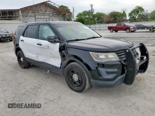 2017 Ford Police Interceptor Utility z VIN 1FM5K8ARXHGB15585, wystawiony jako Copart lot #58861855 z przebiegiem 95 176 mil mil oraz Szkoda całkowita • Salvage title. Historia ofert i sprzedaży dostępna na DreamBid. Obrazek 4.
