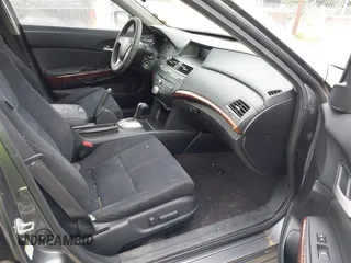 2010 Honda Crosstour EX z VIN 5J6TF1H36AL000580, wystawiony jako IAAI lot #42437917 z przebiegiem 202 259 mil mil oraz . Historia ofert i sprzedaży dostępna na DreamBid. Obrazek 5.