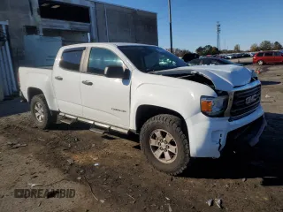 2018 GMC Canyon 2WD with VIN 1GTG5BEA1J1201995, listed as a Copart auction lot 81770084 with 134,406 mi miles and Salvage Title. Bid and sale history available at carsss.com. Image 4.
