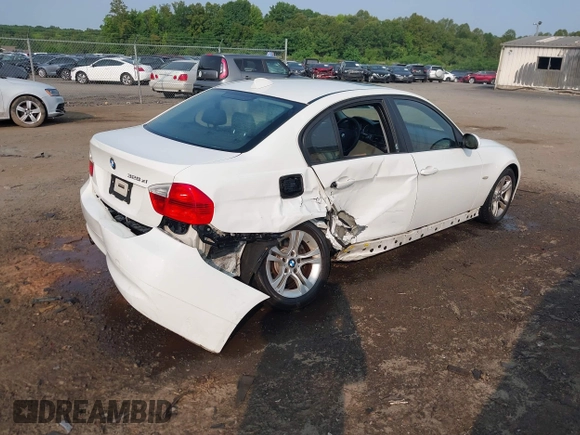 2008 BMW 3 Series 328xi с VIN WBAVC93578K042901, выставлен на аукционе IAAI как лот 42414519 с пробегом 157 959 миль миль и . История ставок и продаж доступна на DreamBid. Изображение 4.