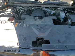 2017 Chevrolet Silverado 1500 LT z VIN 3GCUKREC3HG446931, wystawiony jako Copart lot #82324205 z przebiegiem 77 650 mil mil oraz Szkoda całkowita • Salvage title. Historia ofert i sprzedaży dostępna na DreamBid. Obrazek 13.