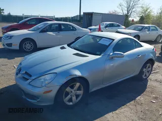 2006 Mercedes-Benz SLK-Class 3.0L with VIN WDBWK54F86F085545, listed as a IAAI auction lot 42040416 with 48,352 mi miles. Bid and sale history available at carsss.com. Image 18.