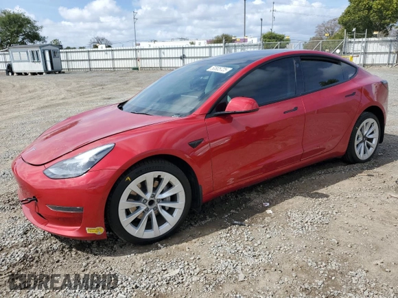 2022 Tesla Model 3 z VIN 5YJ3E1EA5NF155772, wystawiony jako Copart lot #50805725 z przebiegiem 73 491 mil mil oraz Szkoda całkowita • Salvage title. Historia ofert i sprzedaży dostępna na DreamBid. Obrazek 1.