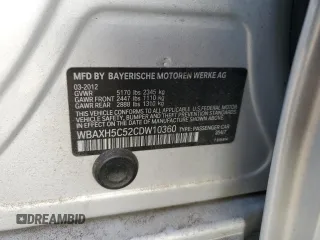 2012 BMW 5 Series 528i xDrive z VIN WBAXH5C52CDW10360, wystawiony jako Copart lot #54454025 z przebiegiem Nie podano mil oraz Szkoda całkowita • Salvage title. Historia ofert i sprzedaży dostępna na DreamBid. Obrazek 12.
