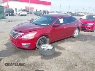 2014 Nissan Altima 2.5 with VIN 1N4AL3AP6EC422276, listed as a IAAI auction lot 41903972 with 170,295 mi miles. Bid and sale history available at carsss.com. Image 2.