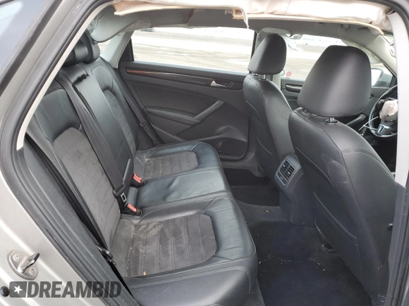 2013 Volkswagen Passat SEL Premium with VIN 1VWCH7A36DC118918, listed as a Copart auction lot 48909425 with 239,213 mi miles and Salvage Title. Bid and sale history available at carsss.com. Image 10.