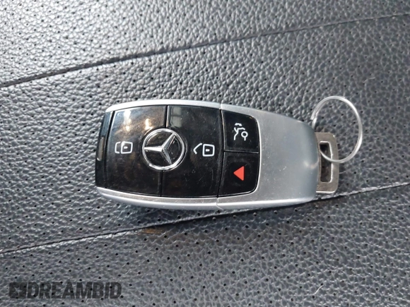 2020 Mercedes-Benz E 350 z VIN W1KZF8DB7LA818006, wystawiony jako IAAI lot #41521192 z przebiegiem 54 558 mil mil oraz . Historia ofert i sprzedaży dostępna na DreamBid. Obrazek 11.