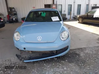 2015 Volkswagen Beetle Fleet Edition с VIN 3VWF17AT8FM610580, выставлен на аукционе IAAI как лот 42282020 с пробегом 190 352 миль миль и . История ставок и продаж доступна на DreamBid. Изображение 12.