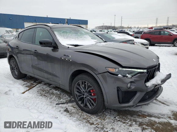 2022 Maserati Levante Modena S with VIN ZN661ZUM1NX407217, listed as a Copart auction lot 87682625 with 13,940 mi miles and Clean Title. Bid and sale history available at carsss.com. Image 4.