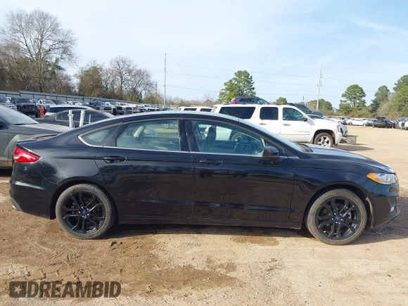 2020 Ford Fusion SE with VIN 3FA6P0HD9LR227405, listed as a IAAI auction lot 41724391 with 51,575 mi miles. Bid and sale history available at carsss.com. Image 13.