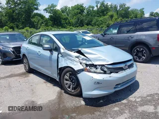 2012 Honda Civic LX z VIN 19XFB2F53CE016188, wystawiony jako IAAI lot #42319800 z przebiegiem 176 505 mil mil oraz . Historia ofert i sprzedaży dostępna na DreamBid. Obrazek 1.