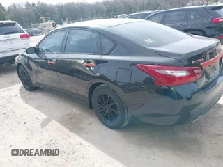 2018 Nissan Altima 2.5 S with VIN 1N4AL3AP3JC270628, listed as a IAAI auction lot 42148978 with 62,561 mi miles. Bid and sale history available at carsss.com. Image 3.