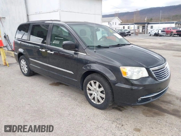 2014 Chrysler Town & Country Touring with VIN 2C4RC1BG4ER469409, listed as a IAAI auction lot 41919315 with 135,894 mi miles. Bid and sale history available at carsss.com. Image 1.