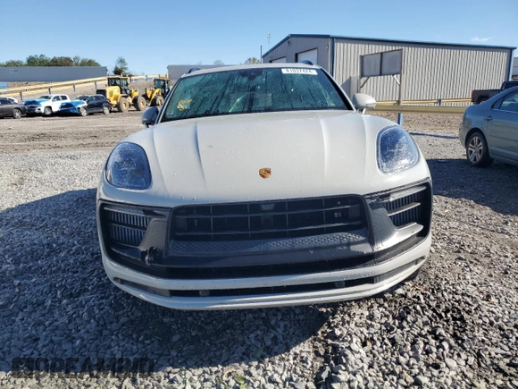 2022 Porsche Macan Turbo with VIN WP1AF2A58NLB32002, listed as a Copart auction lot 81037424 with 16,264 mi miles and Salvage title. Bid and sale history available at DreamBid. Image 5.
