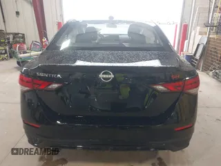 2025 Nissan Sentra SR with VIN 3N1AB8DV2SY306941, listed as a IAAI auction lot 42194726 with 2,509 mi miles and . Bid and sale history available at DreamBid. Image 16.