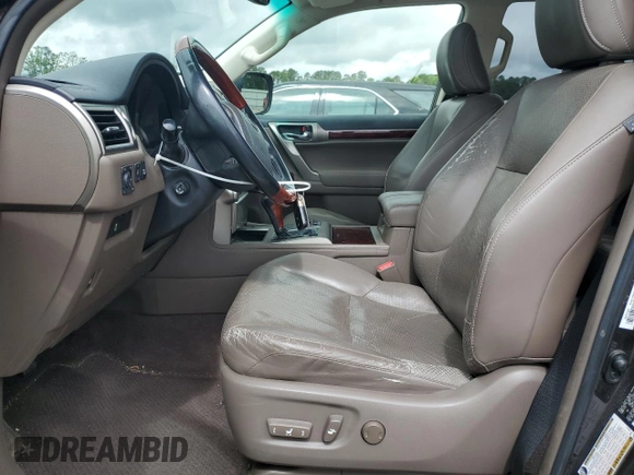 2012 Lexus GX 460 z VIN JTJBM7FX5C5035583, wystawiony jako Copart lot #56655375 z przebiegiem 192 170 mil mil oraz Czysty tytuł • Clean title. Historia ofert i sprzedaży dostępna na DreamBid. Obrazek 7.