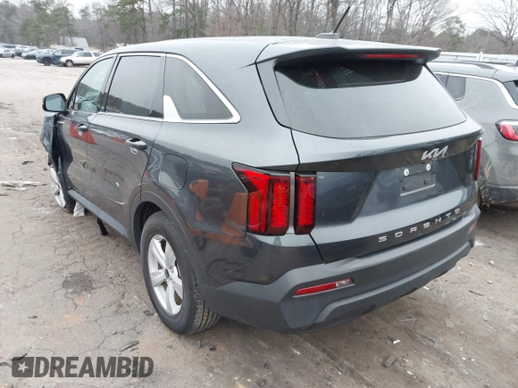 2022 Kia Sorento LX with VIN 5XYRG4LC7NG146123, listed as a IAAI auction lot 41602861 with 22,322 mi miles. Bid and sale history available at carsss.com. Image 3.
