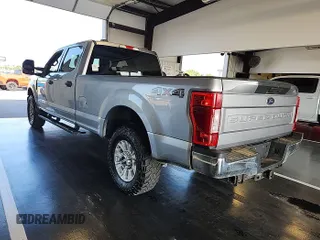 2020 Ford F-250 XL z VIN 1FT7W2B69LED71045, wystawiony jako IAAI lot #42811289 z przebiegiem 102 853 mil mil oraz . Historia ofert i sprzedaży dostępna na DreamBid. Obrazek 19.