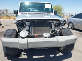 2008 Jeep Wrangler Unlimited X с VIN 1J4GA39198L547328, выставлен на аукционе IAAI как лот 42288915 с пробегом 175 015 миль миль и . История ставок и продаж доступна на DreamBid. Изображение 13.