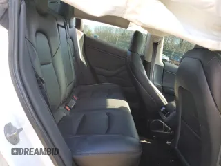 2020 Tesla Model 3 Long Range z VIN 5YJ3E1EB0LF628130, wystawiony jako Copart lot #50706955 z przebiegiem 67 384 mil mil oraz Szkoda całkowita • Salvage title. Historia ofert i sprzedaży dostępna na DreamBid. Obrazek 11.