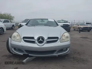 2006 Mercedes-Benz SLK 350 with VIN WDBWK56F66F096640, listed as a IAAI auction lot 42375574 with 88,657 mi miles and . Bid and sale history available at DreamBid. Image 12.