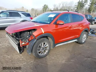 2017 Hyundai Tucson SE with VIN KM8J33A40HU422199, listed as a IAAI auction lot 41758520 with 67,592 mi miles. Bid and sale history available at carsss.com. Image 18.