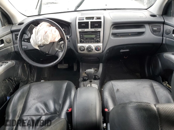 2005 Kia Sportage LX with VIN KNDJE723X57064082, listed as a Copart auction lot 86177214 with Not Provided miles and Salvage Title. Bid and sale history available at carsss.com. Image 8.