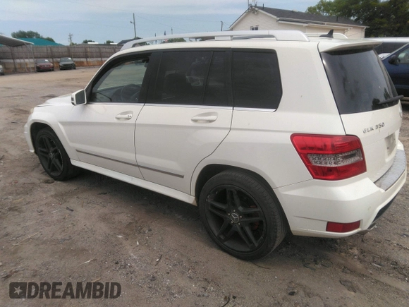 2011 Mercedes-Benz GLK GLK 350 with VIN WDCGG8HB0BF670401, listed as a IAAI auction lot 42027976 with 191,570 mi miles and . Bid and sale history available at carsss.com. Image 3.