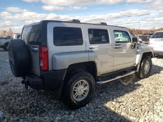 2007 Hummer H3 SUV with VIN 5GTDN13E278145531, listed as a Copart auction lot 75844314 with 182,009 mi miles and Clean Title. Bid and sale history available at carsss.com. Image 3.