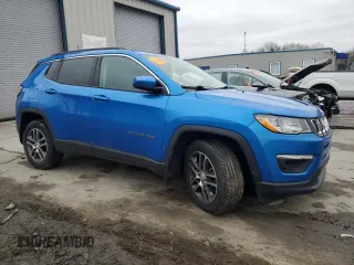 2018 Jeep Compass Latitude with VIN 3C4NJDBB9JT342849, listed as a Copart auction lot 52559935 with 81,241 mi miles and Salvage Title. Bid and sale history available at DreamBid. Image 4.