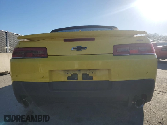 2015 Chevrolet Camaro LT with VIN 2G1FF3D35F9204105, listed as a Copart auction lot 45652085 with 140,247 mi miles and Clean Title. Bid and sale history available at carsss.com. Image 6.