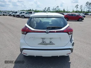 2022 Nissan Kicks S z VIN 3N1CP5BV3NL503498, wystawiony jako IAAI lot #42203907 z przebiegiem 30 139 mil mil oraz . Historia ofert i sprzedaży dostępna na DreamBid. Obrazek 16.