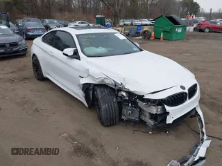 2016 BMW M4 with VIN WBS3R9C52GK336187, listed as a IAAI auction lot 41665148 with 42,775 mi miles. Bid and sale history available at carsss.com. Image 1.