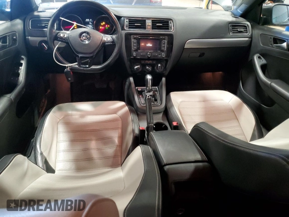 2015 Volkswagen Jetta SE with VIN 3VWD17AJ2FM421669, listed as a Copart auction lot 45633745 with 147,467 mi miles and Salvage title. Bid and sale history available at DreamBid. Image 8.