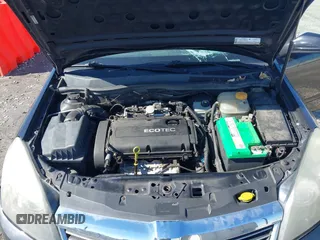 2008 Saturn Astra XR with VIN W08AT671885071256, listed as a IAAI auction lot 42200464 with 200,920 mi miles and . Bid and sale history available at DreamBid. Image 10.