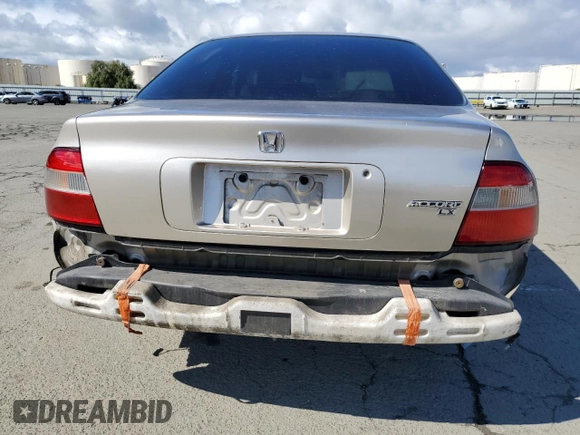 1995 Honda Accord LX with VIN 1HGCD5638SA090464, listed as a Copart auction lot 48593965 with 142,003 mi miles and Clean Title. Bid and sale history available at carsss.com. Image 6.
