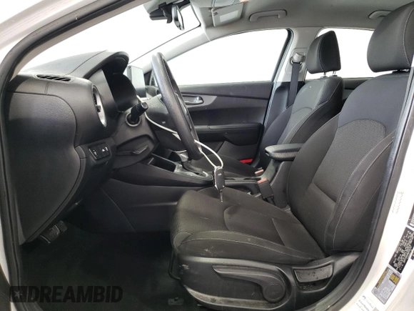 2021 Kia Forte FE with VIN 3KPF24AD4ME402727, listed as a Copart auction lot 58994105 with 89,285 mi miles and Clean title. Bid and sale history available at DreamBid. Image 7.