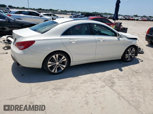 2014 Mercedes-Benz CLA 250 with VIN WDDSJ4EB8EN040382, listed as a Copart auction lot 61055185 with 76,380 mi miles and Salvage title. Bid and sale history available at DreamBid. Image 3.