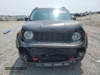 2016 Jeep Renegade Trailhawk with VIN ZACCJBCT5GPC75735, listed as a Copart auction lot 60299005 with 121,990 mi miles and Salvage title. Bid and sale history available at DreamBid. Image 5.