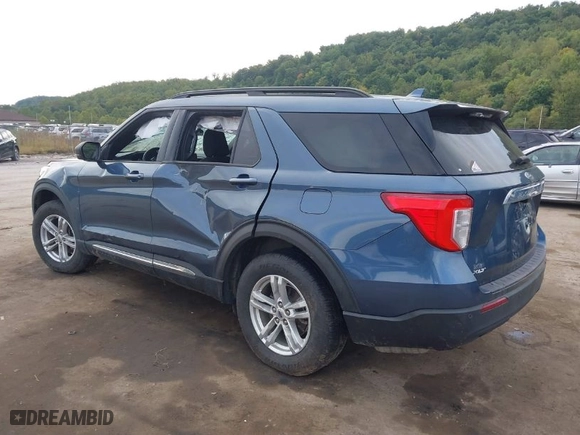 2020 Ford Explorer XLT with VIN 1FMSK8DH7LGA84990, listed as a IAAI auction lot 40331155 with 89,934 mi miles. Bid and sale history available at carsss.com. Image 3.