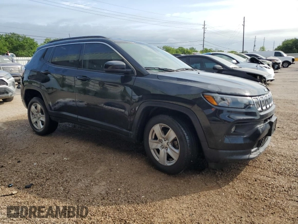 2022 Jeep Compass Latitude with VIN 3C4NJDBB1NT206270, listed as a Copart auction lot 52740675 with 64,709 mi miles and Clean Title. Bid and sale history available at DreamBid. Image 4.